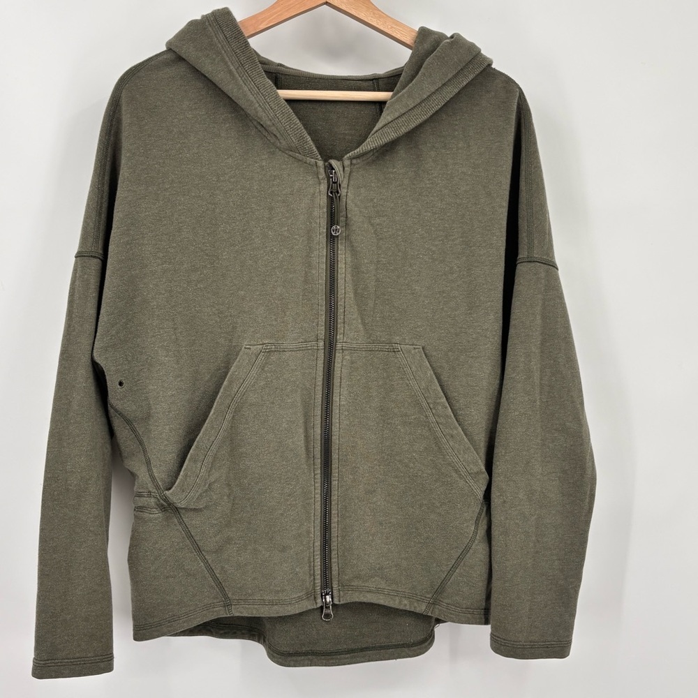 Lululemon Hold your Om Hoodie zip front Jacket heathered Fatigue green Sz 4 - Picture 2 of 10